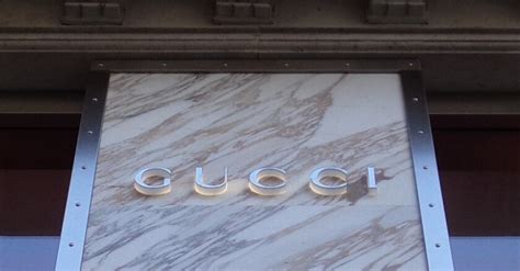 aandelen gucci|Gucci kering.